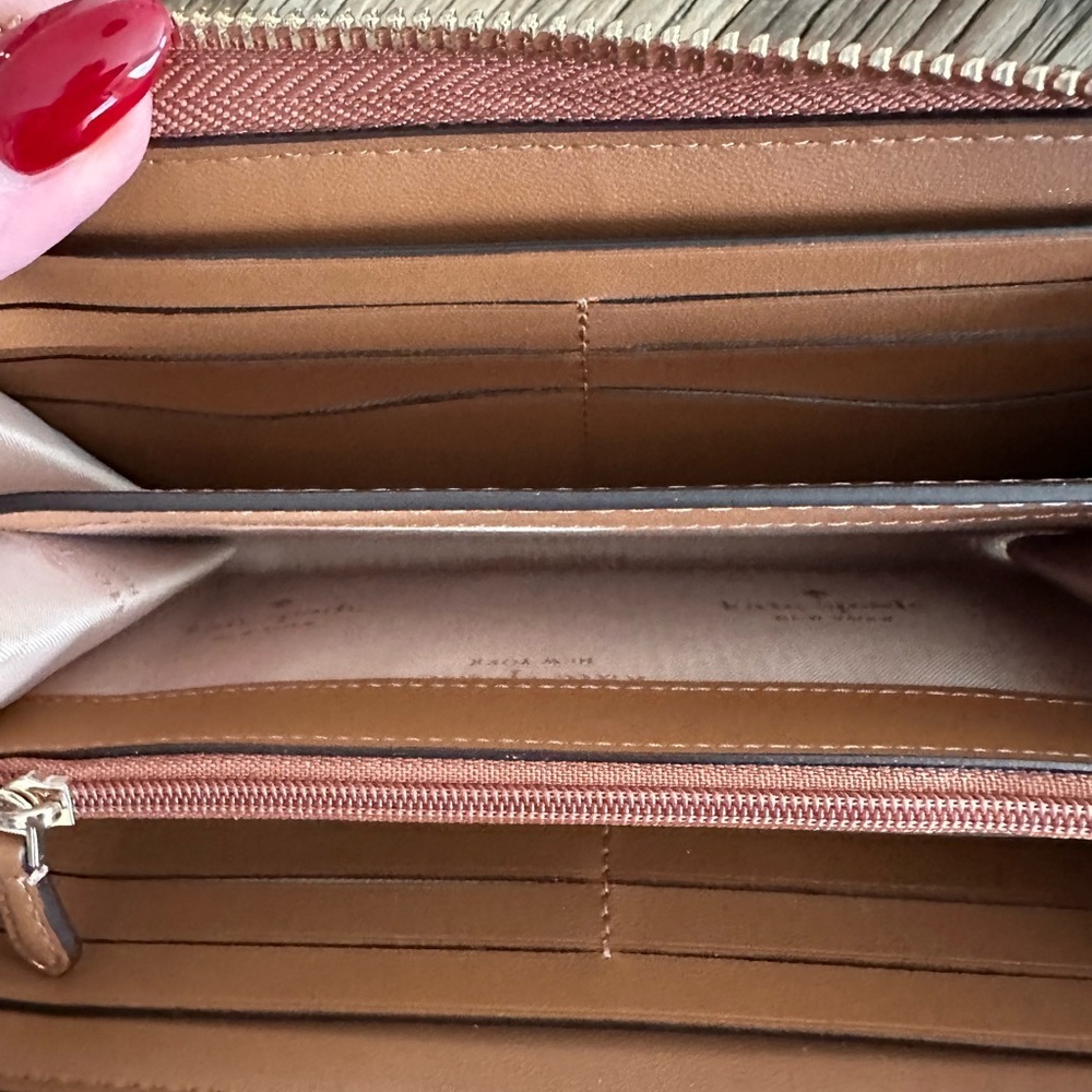 Kate Spade ♠️ Continental Camel Leather Clutch Wallet Organizer - Picture 3 of 3